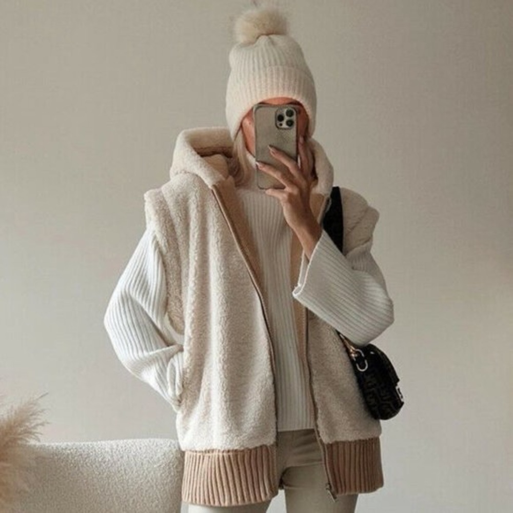 Zara Reversible Cream Teddy Fleece Knit Jacket